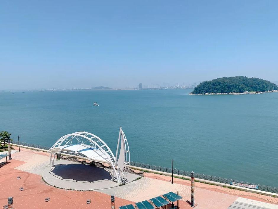 Ocean Soleview Hotel Inchon Exterior foto